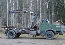 Hydraulické nakládací jeřáby Hiab 550-3