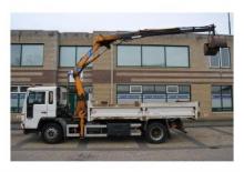 Hydraulické nakládací jeřáby Effer 8.800 2S