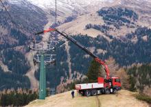 Hydraulické nakládací jeřáby Fassi F 120 AK 0.21 e-active