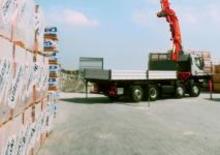 Hydraulické nakládací jeřáby Fassi F 215 A 26