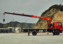 Hydraulické nakládací jeřáby Sany SPS 16000 B
