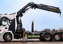 Hydraulické nakládací jeřáby Hiab X-HiDuo 038-2