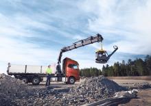 Hydraulické nakládací jeřáby Hiab X-HiPro 358 E-4