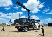 Hydraulické nakládací jeřáby Hiab XS 211 EP-4 HIDUO