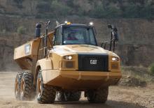 Kloubové dampry Caterpillar 730C