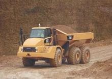 Kloubové dampry Caterpillar 740B