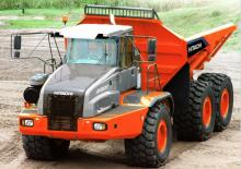 Kloubové dampry Hitachi AH500