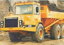 Kloubové dampry Caterpillar D300B