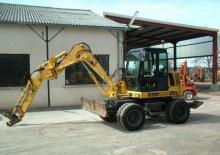Kolová rypadla Kramer 808 Serie 3