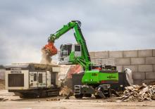 Manipulátory s materiálem Sennebogen 818M E