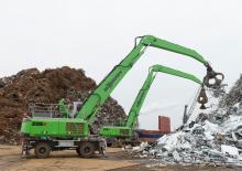 Manipulátory s materiálem Sennebogen 835M E