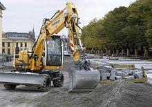 Kolová rypadla Liebherr A 311 Litronic
