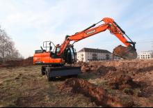 Kolová rypadla Doosan DX140W-5