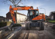 Kolová rypadla Doosan DX165W-5
