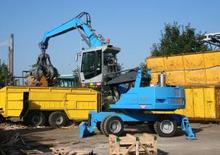 Manipulátory s materiálem Fuchs MHL 320