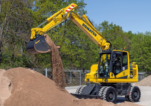 Kolová rypadla Komatsu PW158-11E0