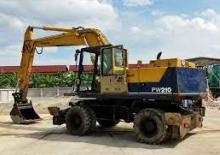 Kolová rypadla Komatsu PW210-1
