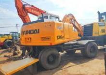 Kolová rypadla Hyundai R 130 W