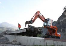 Pásová rypadla Hitachi ZX 180 W