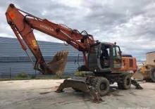 Pásová rypadla Hitachi ZX 210 W