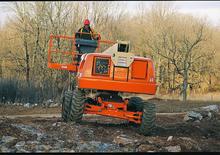 Kolové kloubové pracovní plošiny JLG E400AJPN