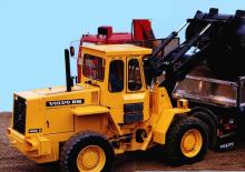 Kolové nakladače Volvo 4200 B