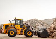 Kolové nakladače JCB 427 HT