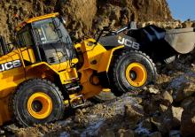 Kolové nakladače JCB 467 ZX