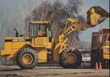 Kolové nakladače John Deere Construction 544 GH