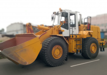Kolové nakladače Belaz 68010