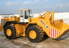 Kolové nakladače Belaz 78221