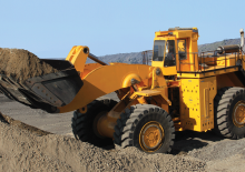 Kolové nakladače Belaz 78250