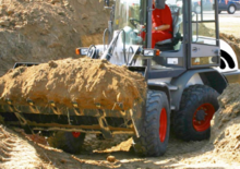 Kolové nakladače Bobcat AL 350