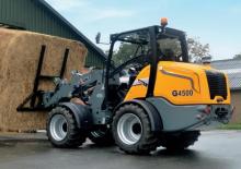 Kolové nakladače Giant G4500