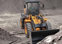 Kolové nakladače Hyundai HL635L