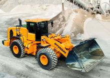 Kolové nakladače Hyundai HL970XT