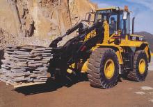 Kolové nakladače Caterpillar IT 38 F