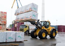 Kolové nakladače Volvo L120F