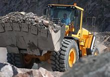 Kolové nakladače Volvo L180GLB