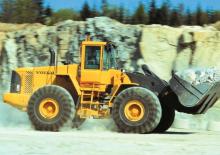 Kolové nakladače Volvo L220E