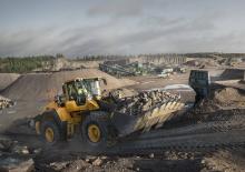 Kolové nakladače Volvo L220H 