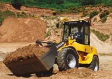 Kolové nakladače Volvo L30B ZSX Pro
