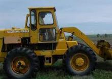 Kolové nakladače Massey Ferguson MF 470