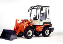 Kolové nakladače Kubota R420α B