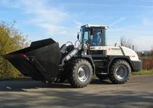 Kolové nakladače Terex-Schaeff SKL 160