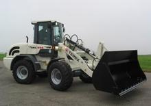 Kolové nakladače Terex-Schaeff SKL 854