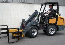 Kolové nakladače Giant V 362