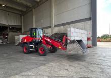 Kolové nakladače Yanmar V120