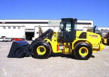 Kolové nakladače New Holland W170C
