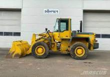 Kolové nakladače Komatsu WA 270-3